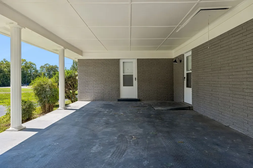 212 Dixon Springs Hwy Carthage, TN 37030