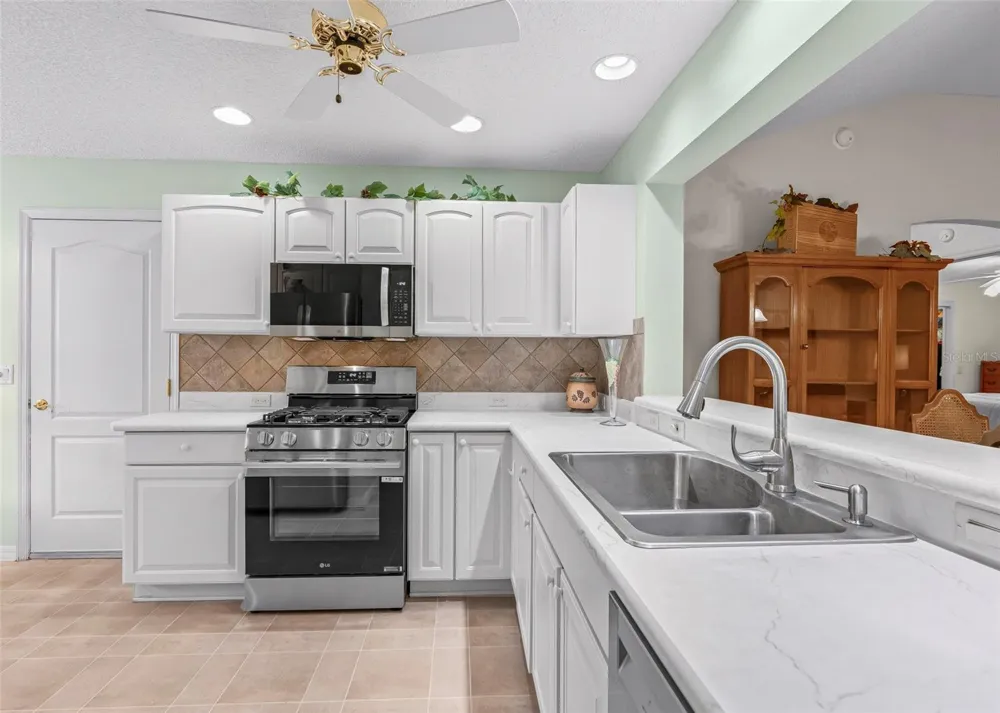 8368 SE 176TH LAWSON LOOP The Villages, FL 32162