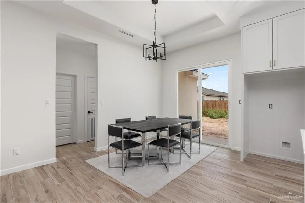 2120 Zinnia Street Weslaco, TX 78596