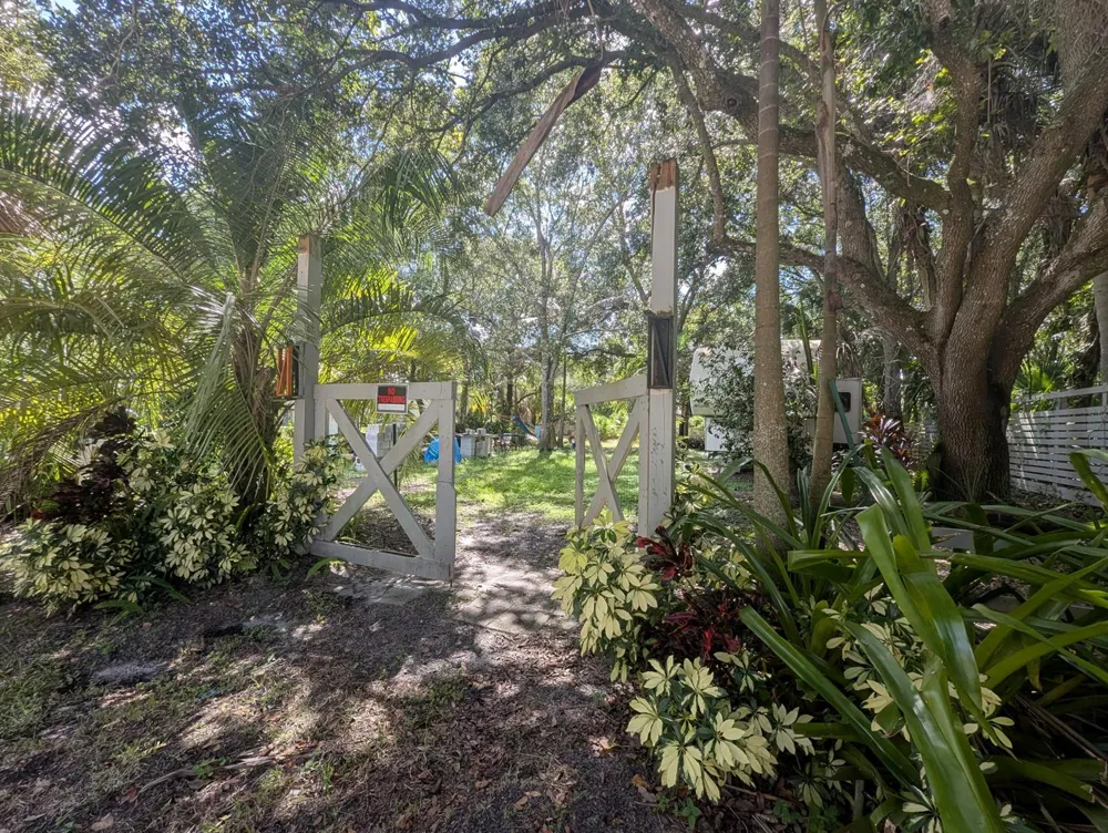 8835 104TH COURT Vero Beach, FL 32967
