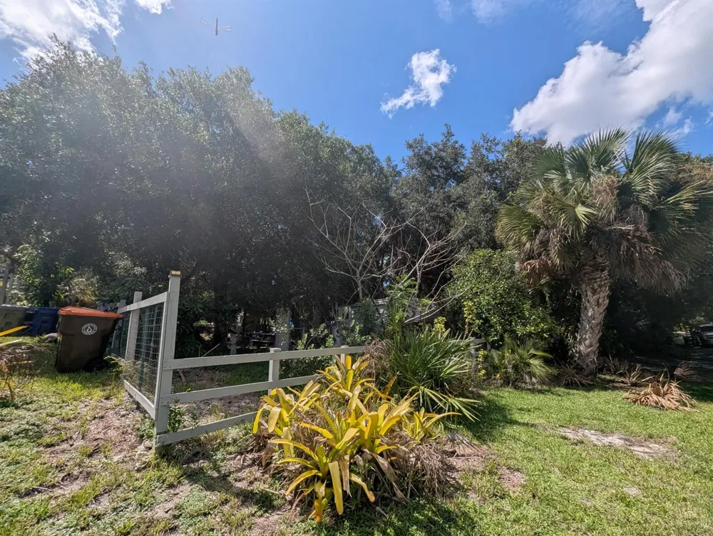 8835 104TH COURT Vero Beach, FL 32967