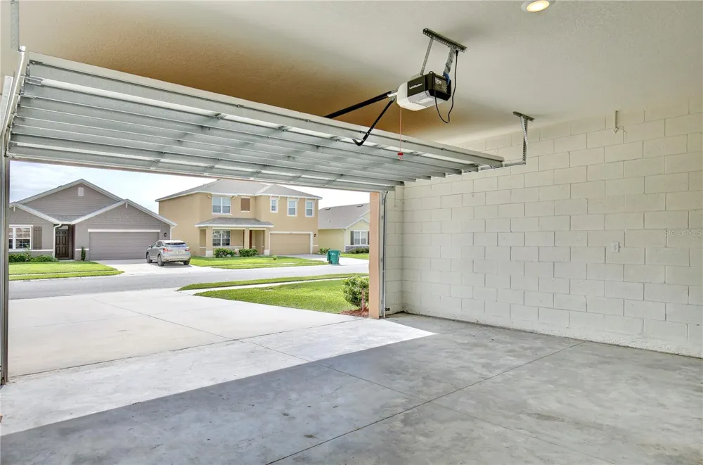 3020 BURROWING OWL DRIVE Mims, FL 32754
