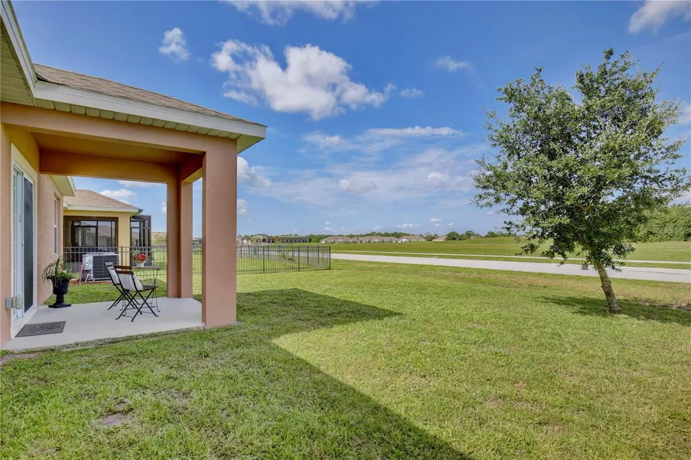 3020 BURROWING OWL DRIVE Mims, FL 32754