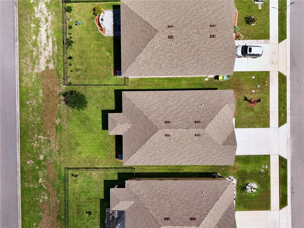 3020 BURROWING OWL DRIVE Mims, FL 32754
