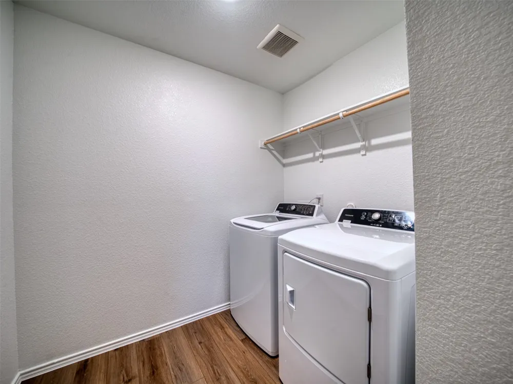 407 Avre Loop Kyle, TX 78640