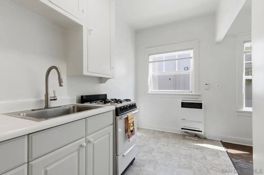 2164 2nd Ave San Diego, CA 92101