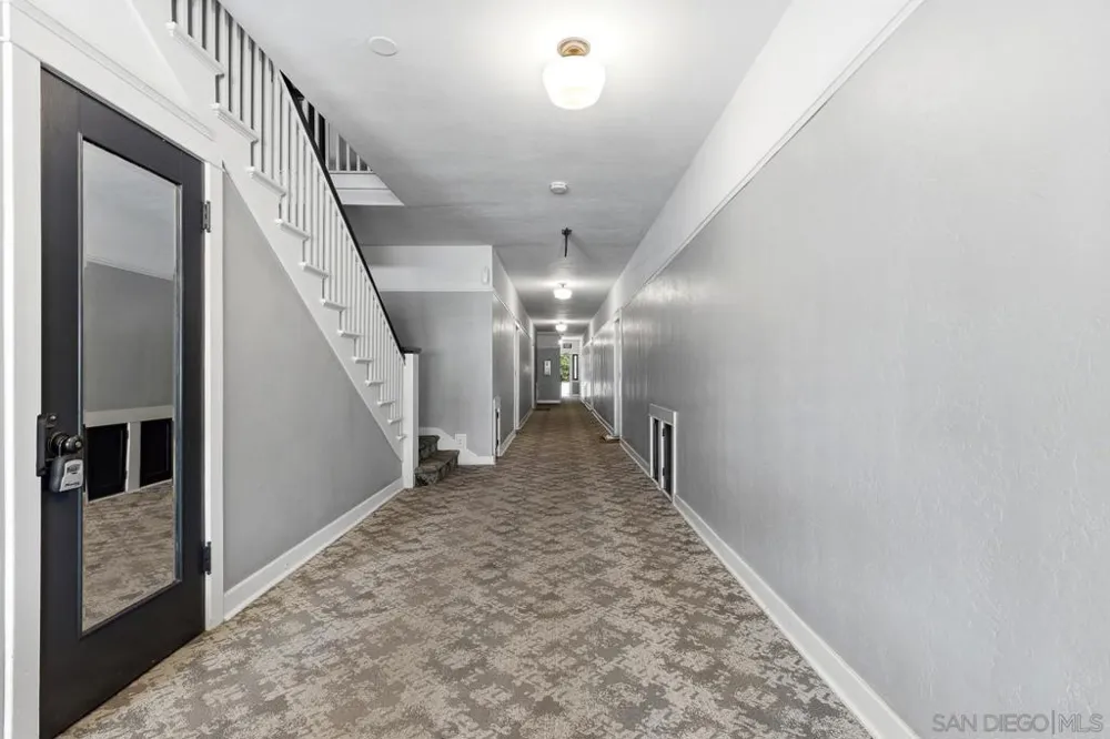 2164 2nd Ave San Diego, CA 92101