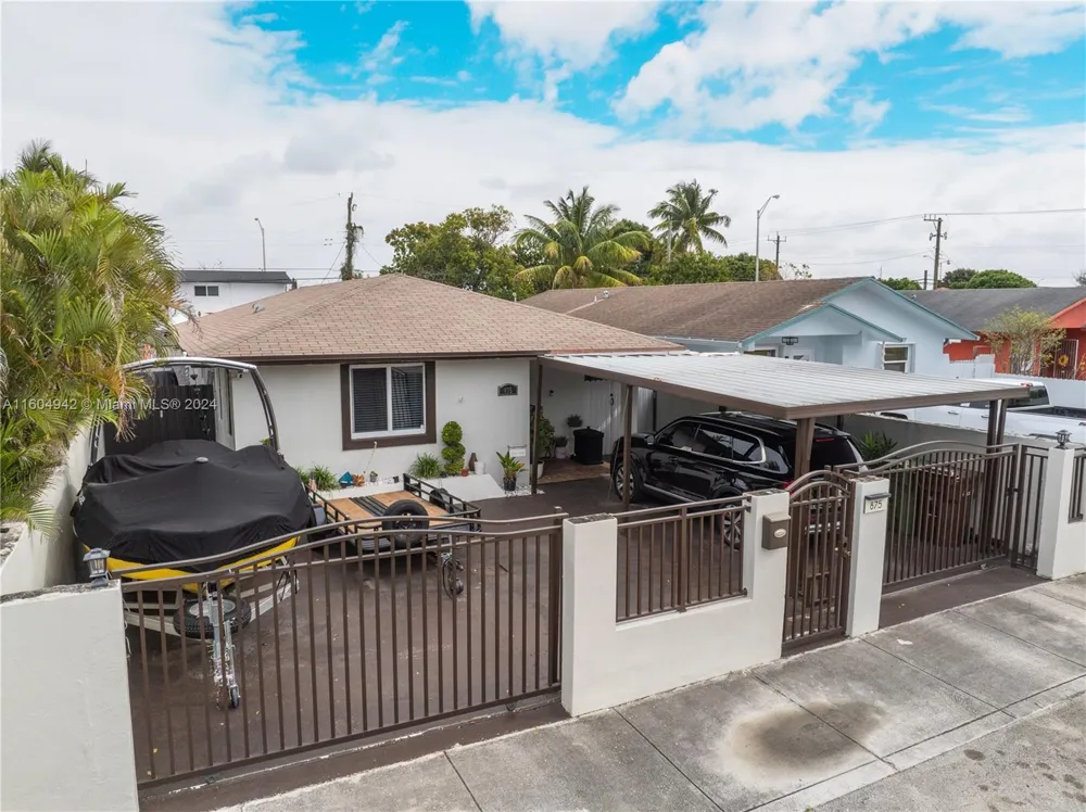 875 E 29th St Hialeah, FL 33013