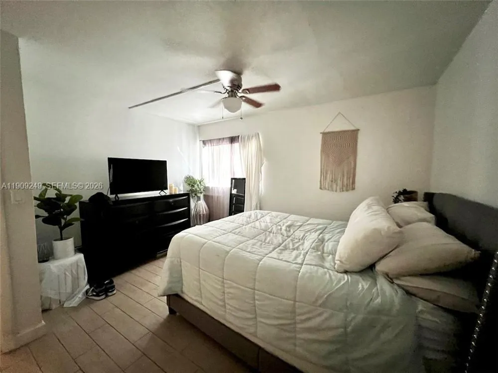 1100 SE 4th Ave #10 Deerfield Beach, FL 33441