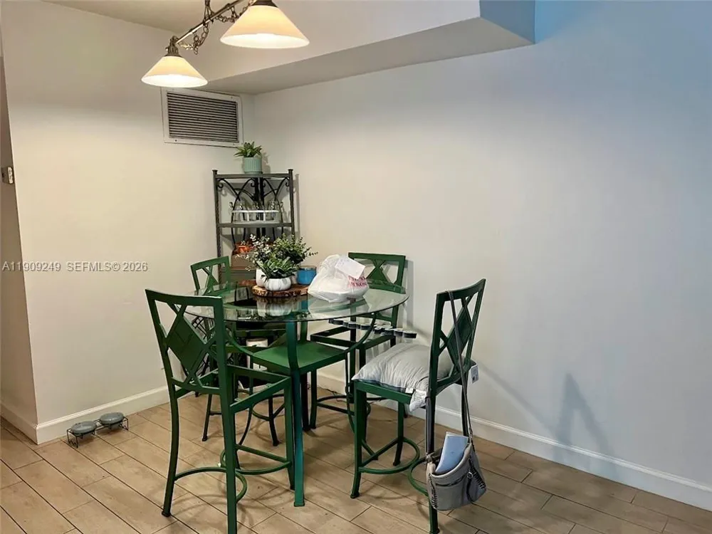 1100 SE 4th Ave #10 Deerfield Beach, FL 33441
