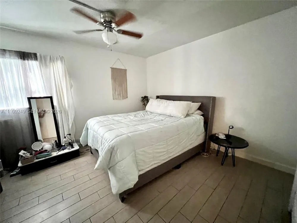 1100 SE 4th Ave #10 Deerfield Beach, FL 33441
