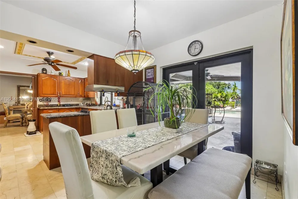 19805 NE 22nd Ave Miami, FL 33180