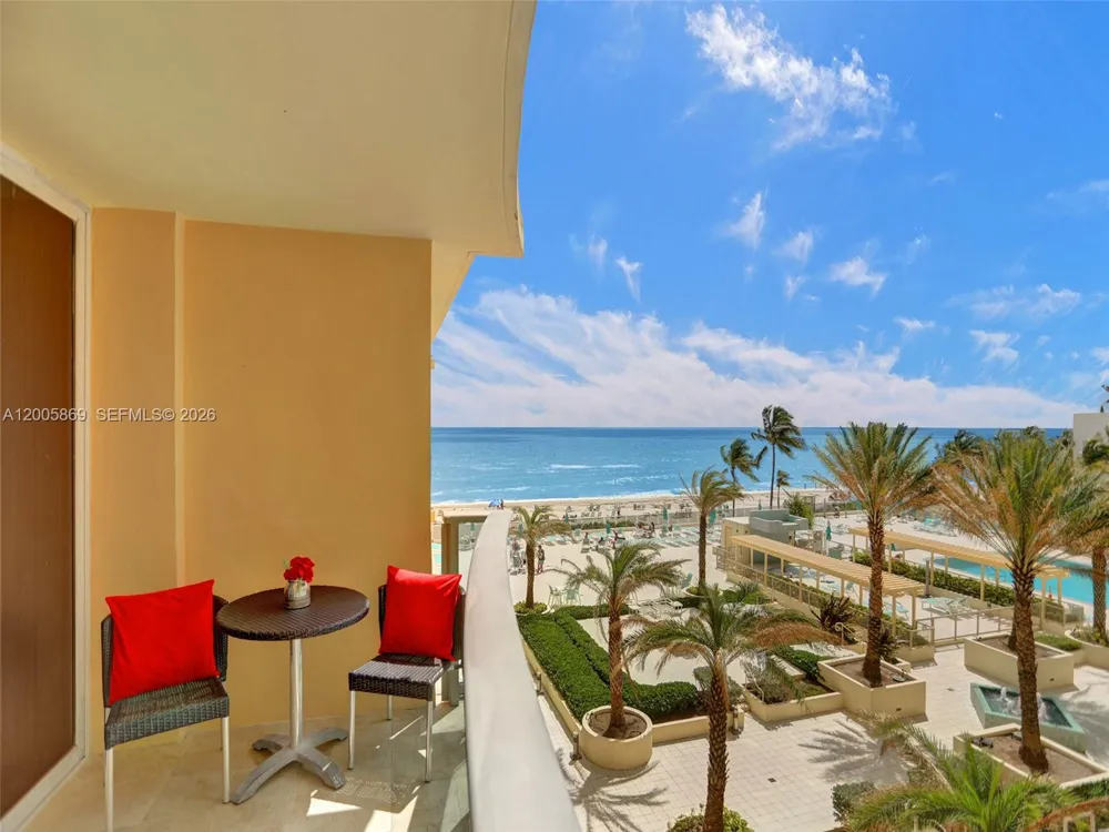 2501 S Ocean Dr #415 Hollywood, FL 33019