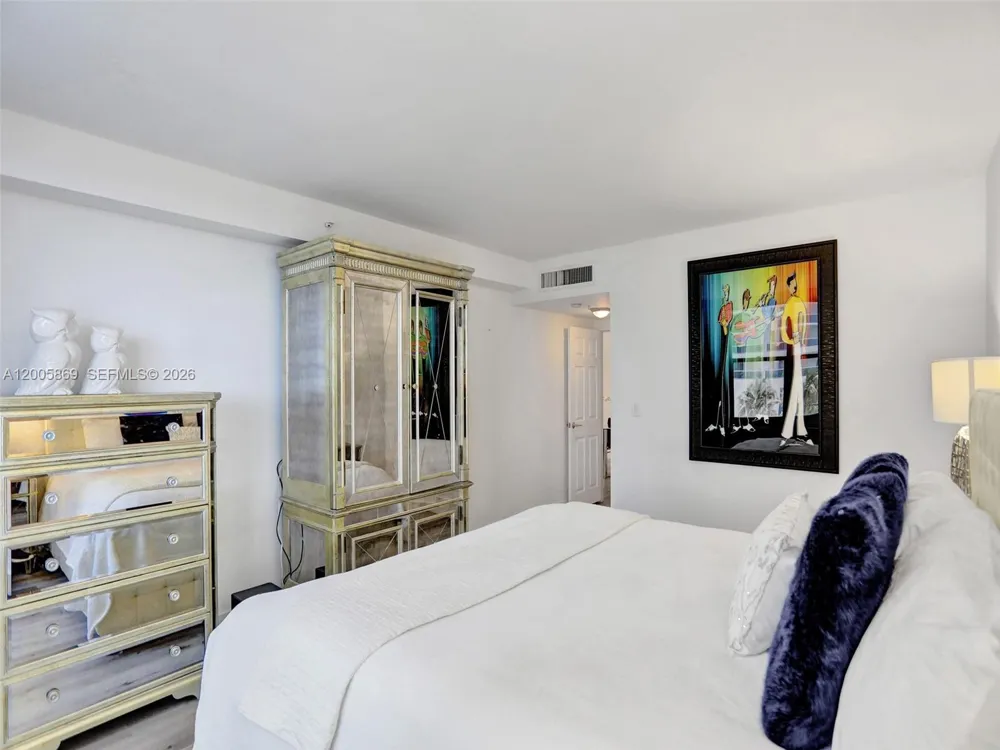 2501 S Ocean Dr #415 Hollywood, FL 33019