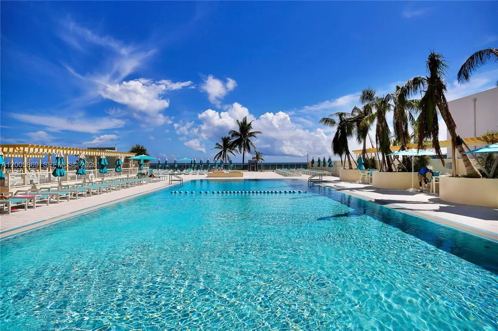 2501 S Ocean Dr #415 Hollywood, FL 33019