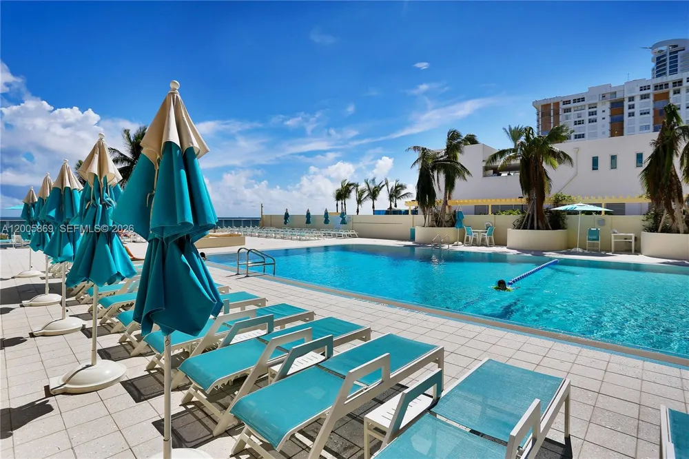 2501 S Ocean Dr #415 Hollywood, FL 33019