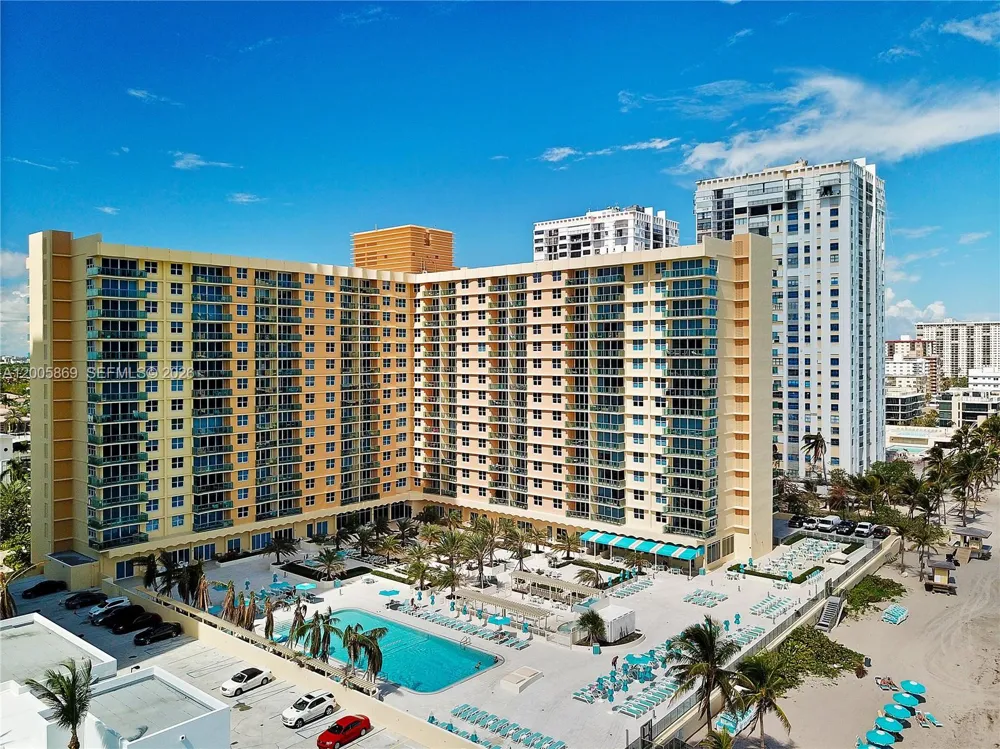 2501 S Ocean Dr #415 Hollywood, FL 33019