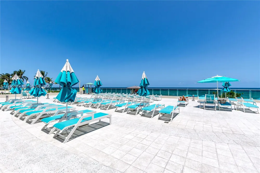 2501 S Ocean Dr #415 Hollywood, FL 33019