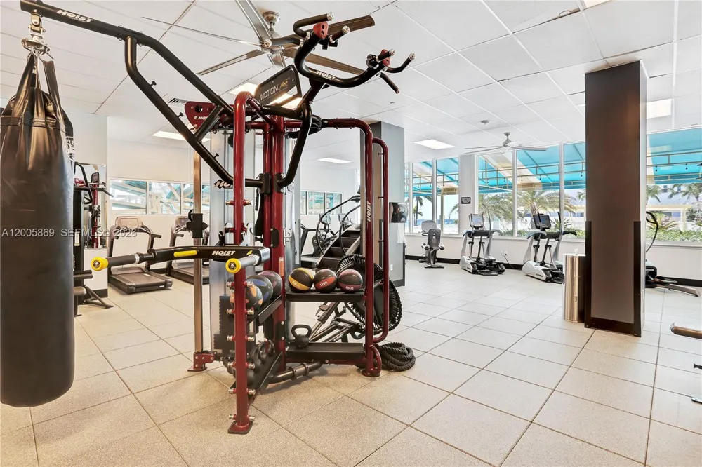 2501 S Ocean Dr #415 Hollywood, FL 33019