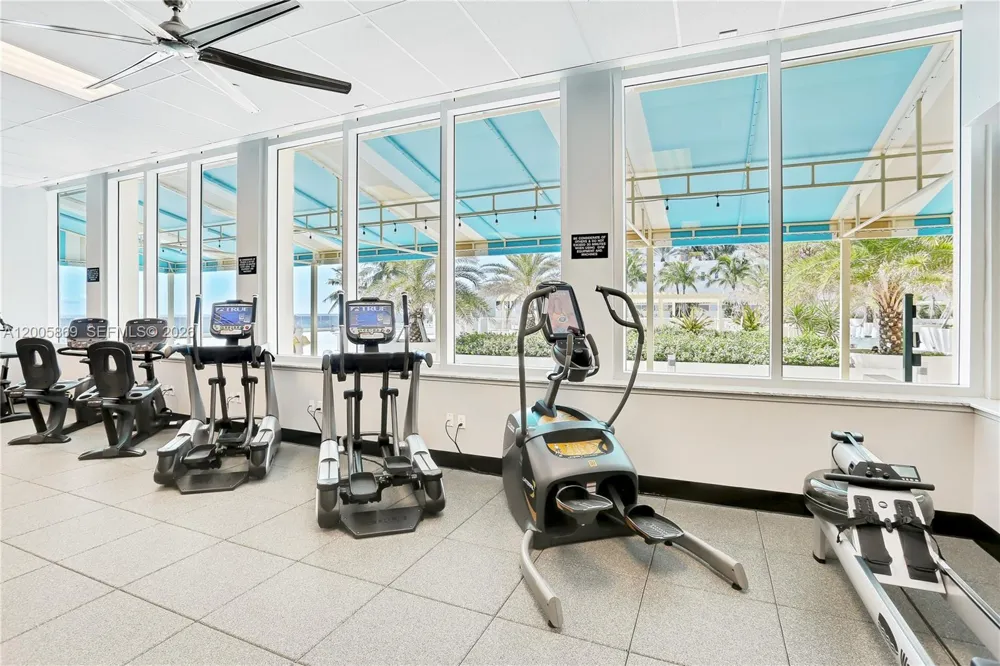 2501 S Ocean Dr #415 Hollywood, FL 33019