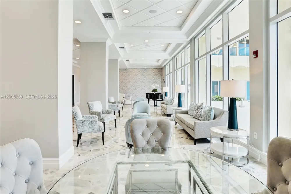 2501 S Ocean Dr #415 Hollywood, FL 33019