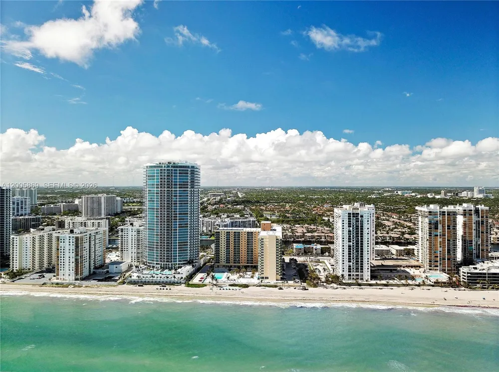 2501 S Ocean Dr #415 Hollywood, FL 33019