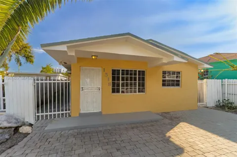 1518 NW 65th St