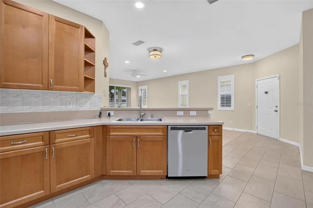 11428 CAPTIVA KAY DRIVE Riverview, FL 33569