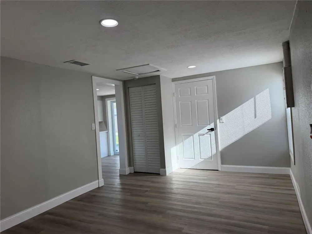 7220 FOX HOLLOW DRIVE Port Richey, FL 34668