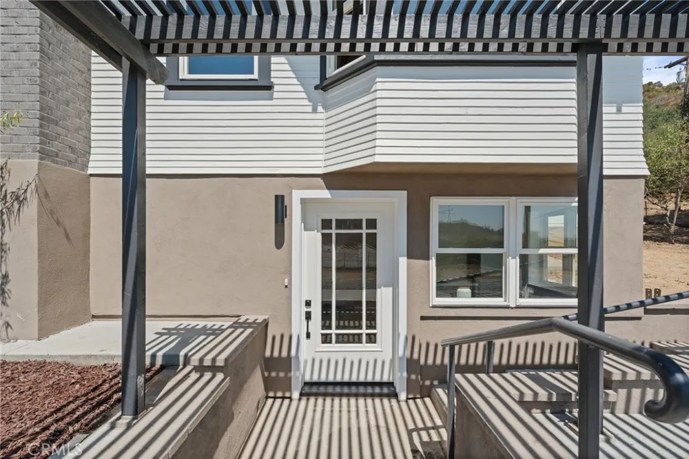 3161 Shue Escondido, CA 92027
