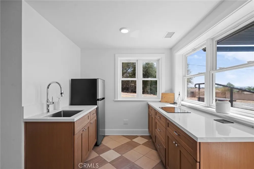 3161 Shue Escondido, CA 92027