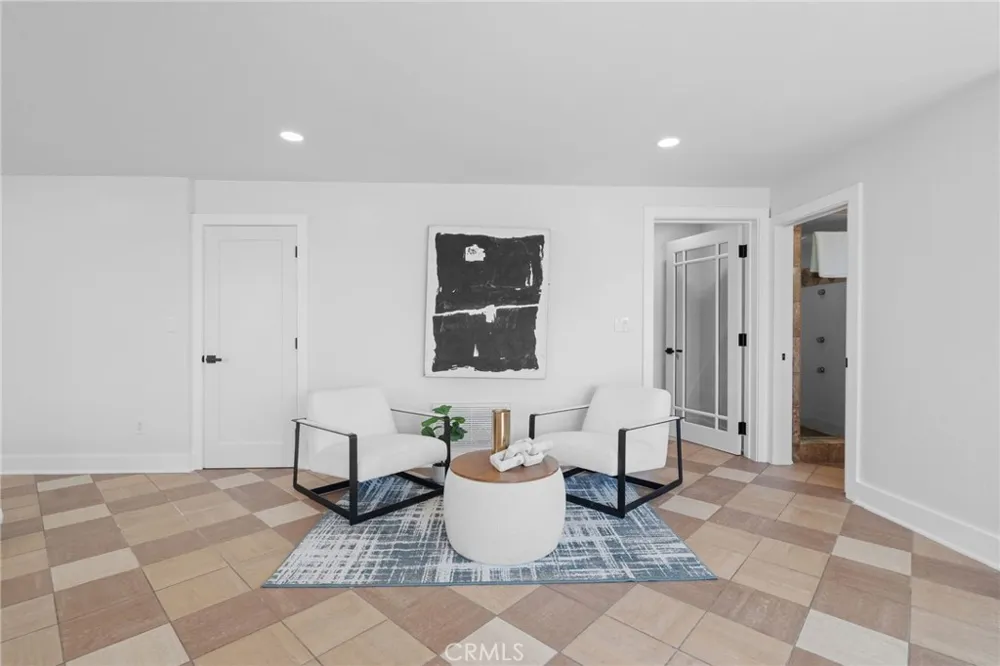 3161 Shue Escondido, CA 92027