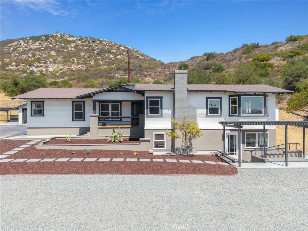 3161 Shue Escondido, CA 92027