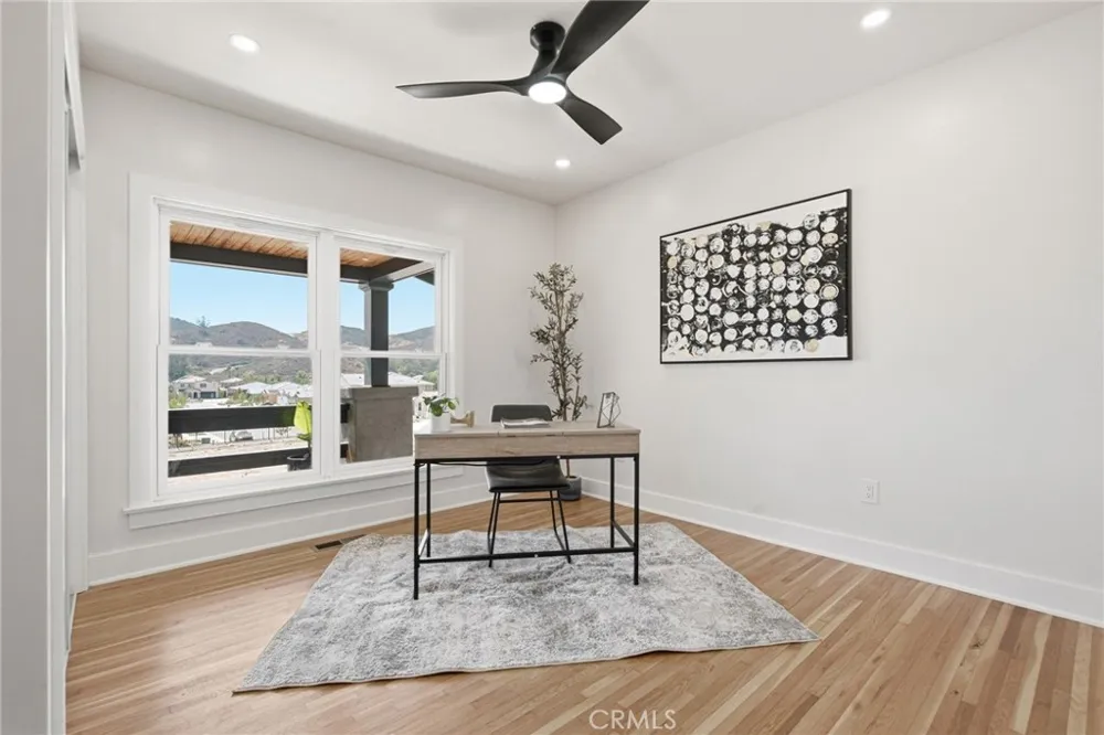3161 Shue Escondido, CA 92027