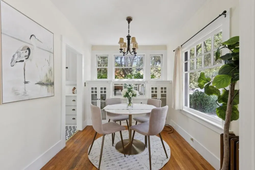 246 Palo Alto Avenue Palo Alto, CA 94301