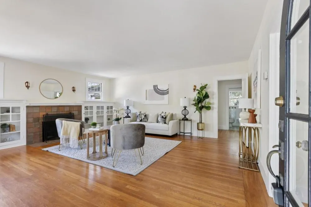 246 Palo Alto Avenue Palo Alto, CA 94301