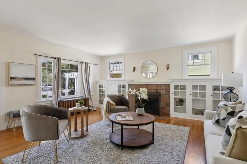 246 Palo Alto Avenue Palo Alto, CA 94301