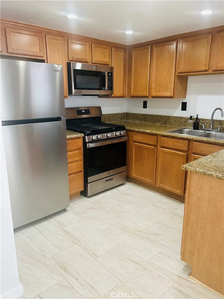 1339 Massachusetts #101 Riverside, CA 92507