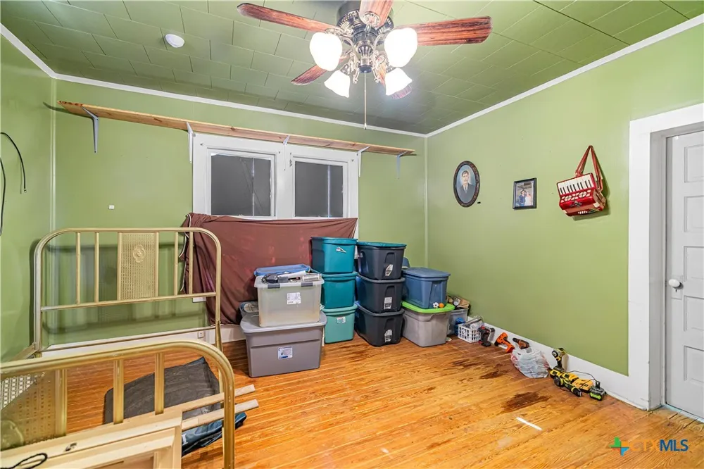 520 E First Street Cuero, TX 77954