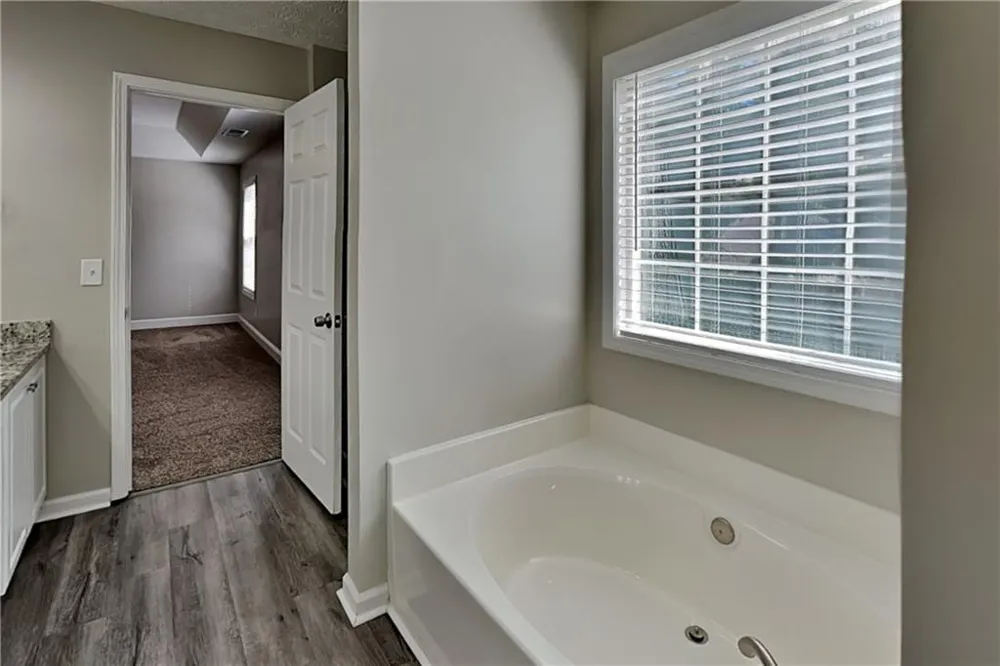 105 Meadow Crest Court Powder Springs, GA 30127