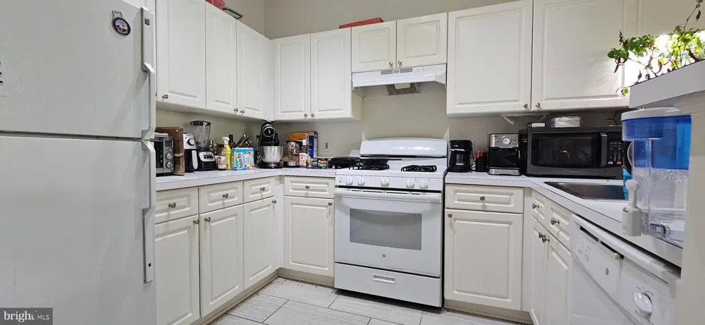 12909 ALTON SQUARE #301 Herndon, VA 20170