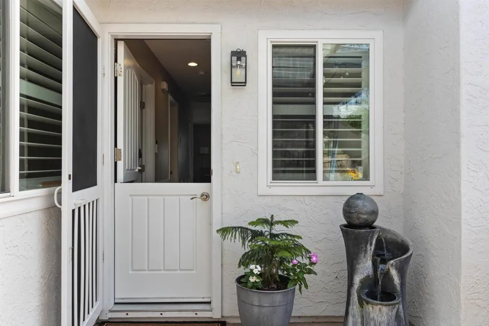 3743 Savory Way Oceanside, CA 92057