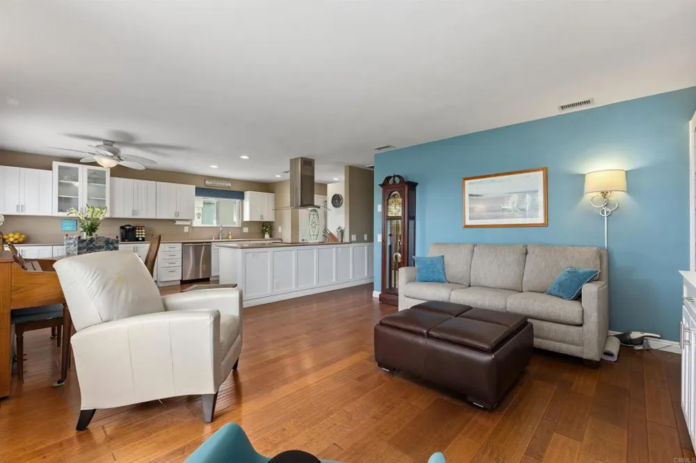 3743 Savory Way Oceanside, CA 92057