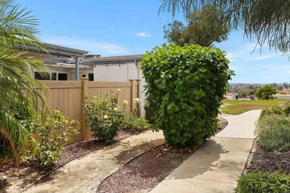 3743 Savory Way Oceanside, CA 92057