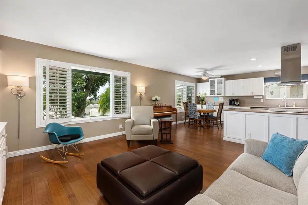 3743 Savory Way Oceanside, CA 92057