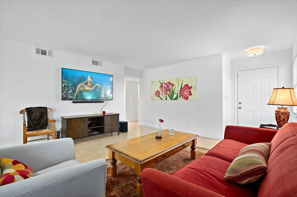 12660 Shoreline Drive #1A Wellington, FL 33414