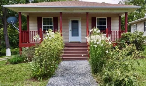 219 Oakview Road