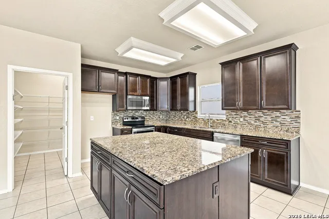 17238 Eldon Rock San Antonio, TX 78247