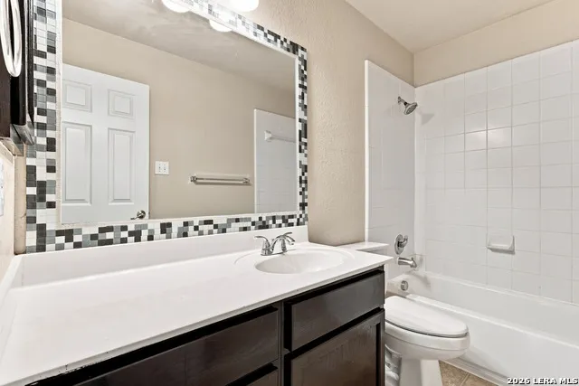 17238 Eldon Rock San Antonio, TX 78247