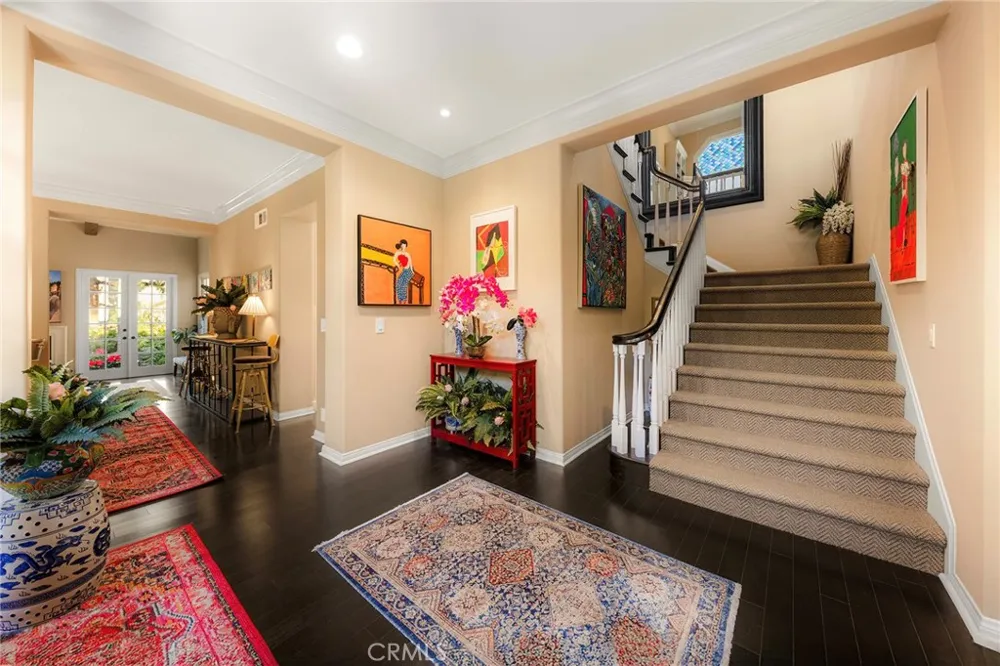 57 Hillsdale Newport Beach, CA 92660
